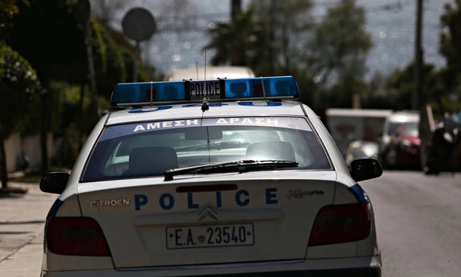 Μυτιλήνη: Ρεκόρ για σπείρα μεταναστών – 26 οχήματα και 10.000 ευρώ τα κατορθώματά τους